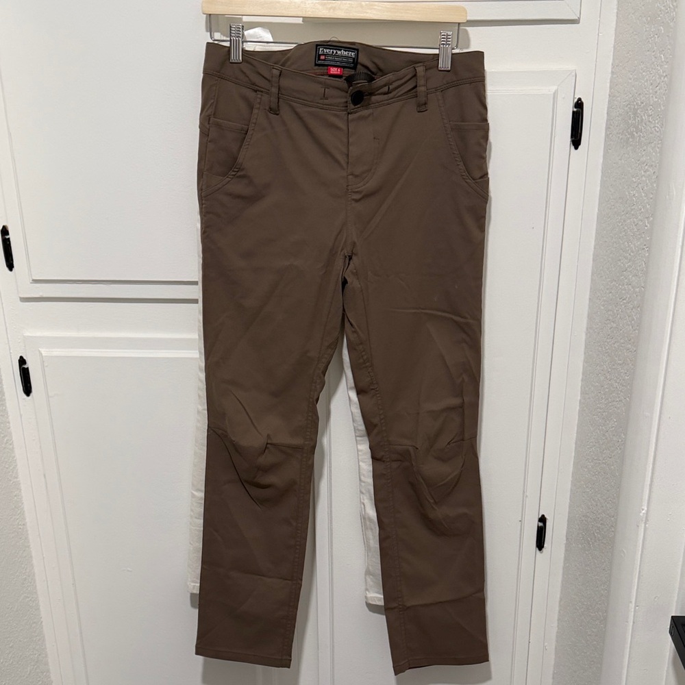 Women’s 686 pants sz 6